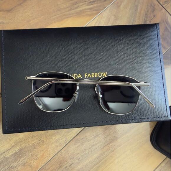 Linda Farrow SIMON LFL479C2 SUN Silver Mirror Sunglasses White Gold Platinum main image 8